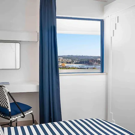 Stylish With View Da Rocha Портиман