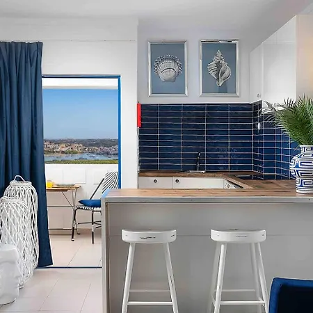 Marina View Balcony & On Doorstep * Portimao
